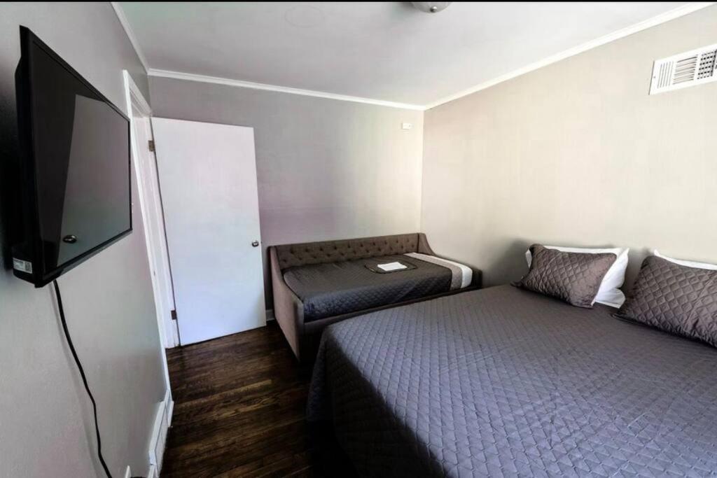 E, Memphis Home 5 Min From I240W Ngoại thất bức ảnh